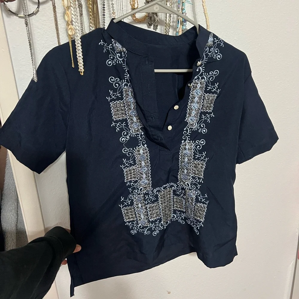 THAI women’s shirt - Picture 3 of 10